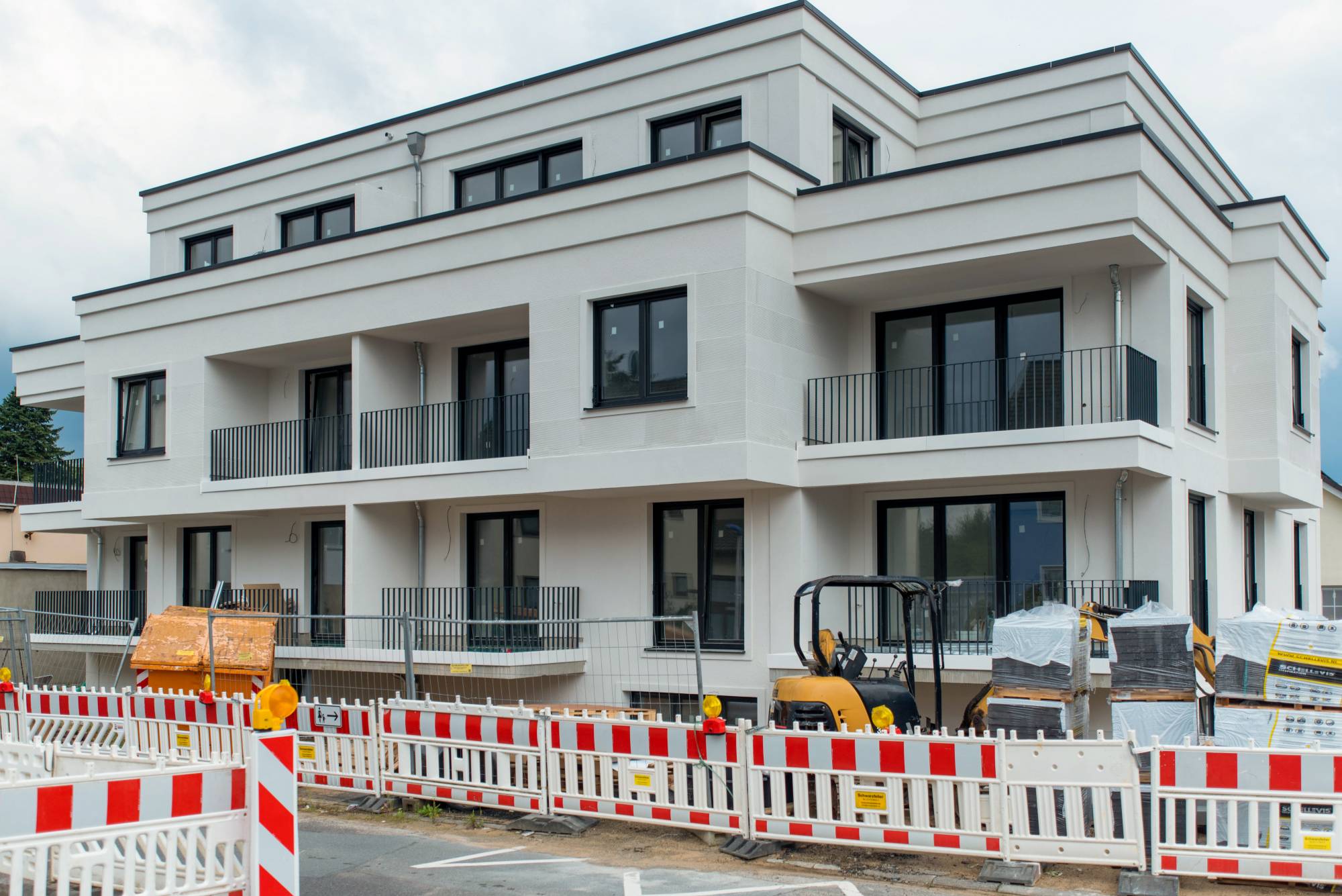 Fertiggestellter Neubau mit Eigentumswohnungen in Egelsbach